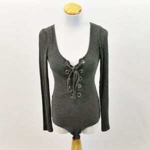 WOMENS GRAY LACE UP LF EMMA & SAM BODYSUIT SIZE XS🩶